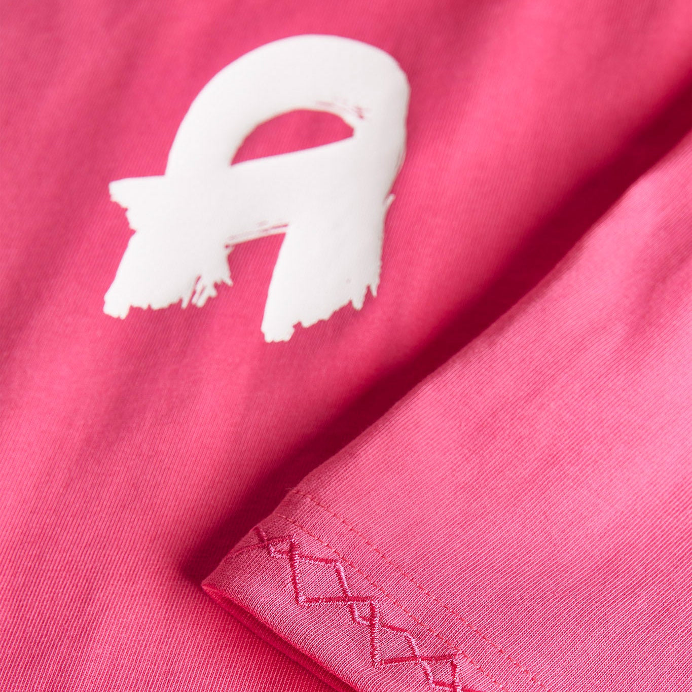 The Pink Graphic T-Shirt - Womens