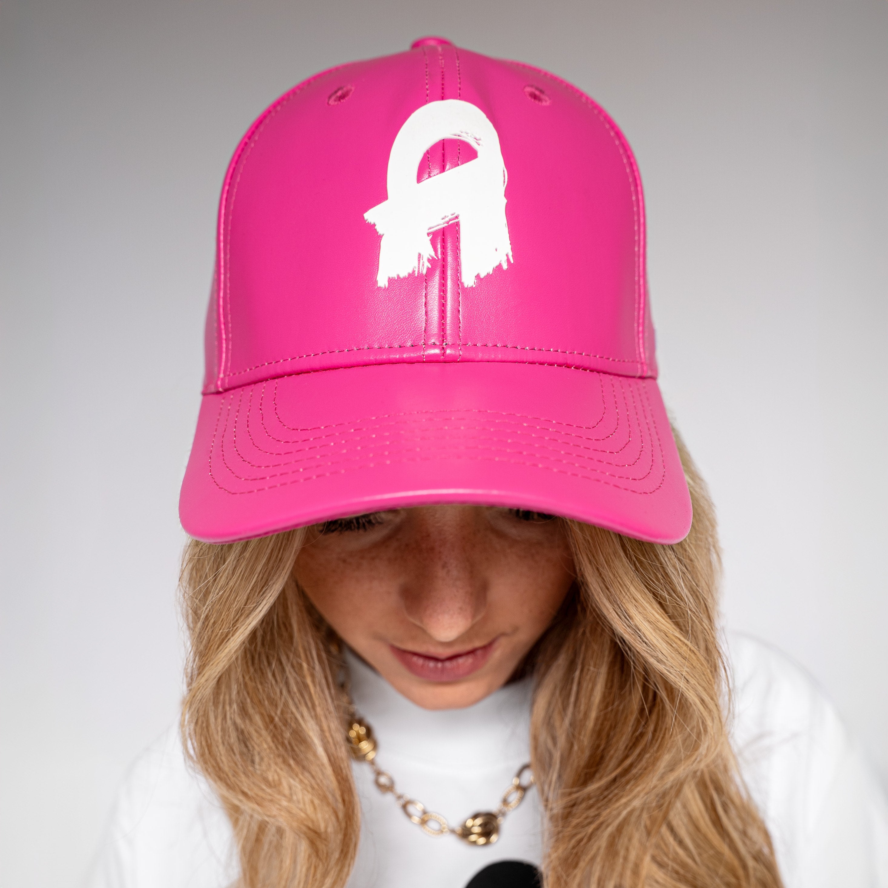 The Leather SnapBack - Pink
